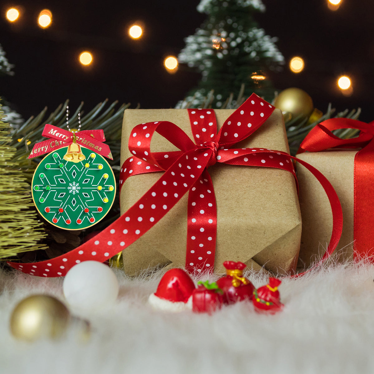 Kit di saldatura Treedix per decorazione natalizia fai-da-te, kit a forma di fiocco di neve con luci LED lampeggianti rosse, verdi e gialle, divertente progetto elettronico per la scuola e l'apprendimento domestico